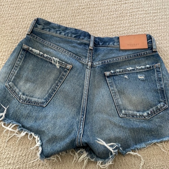 NWT MOUSSY VINTAGE Packard Distressed Denim Shorts intermix shopbop $245 - Picture 7 of 10